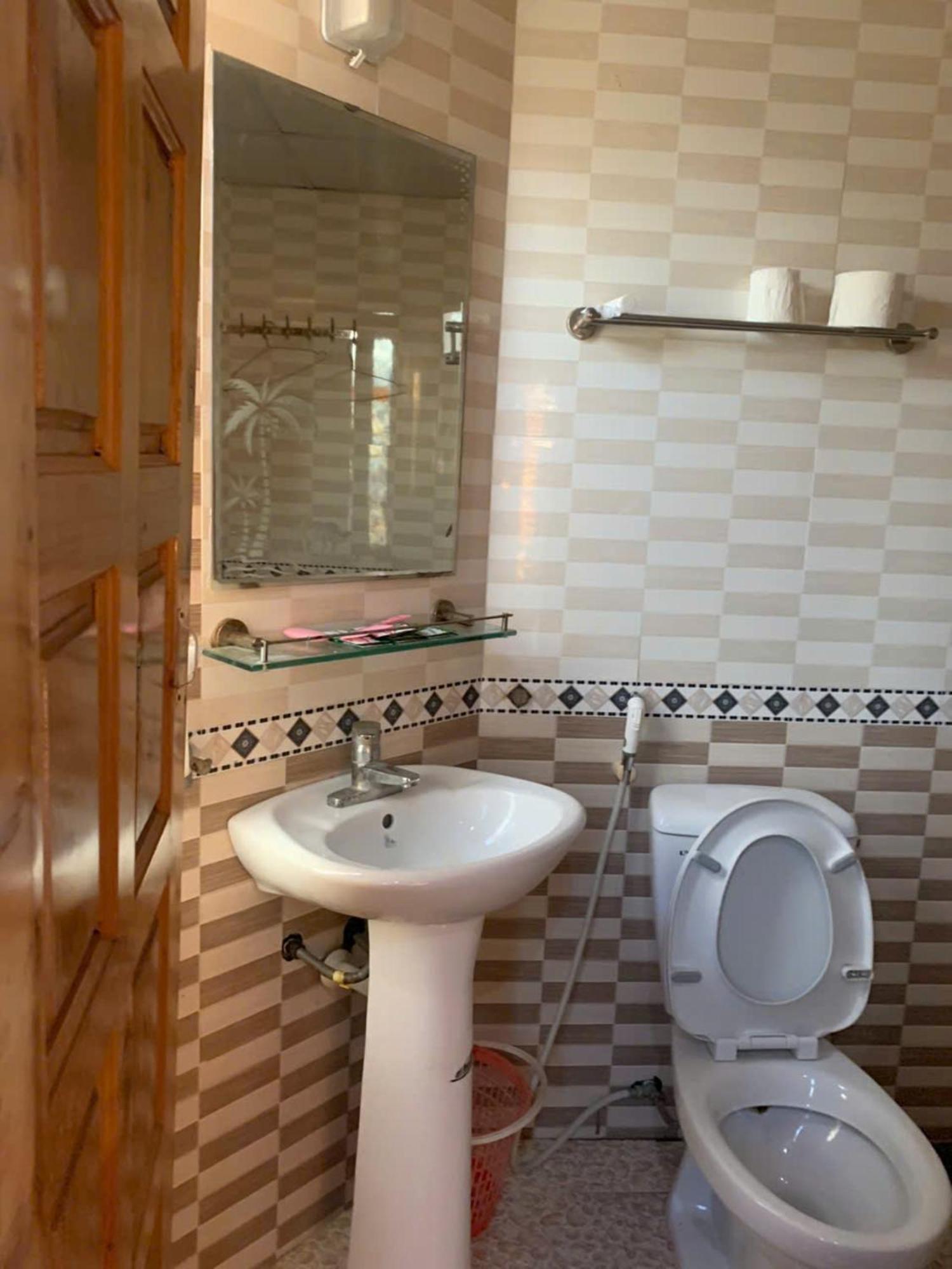 Ho Nui Dinh Hotel Ninh Binh Eksteriør bilde